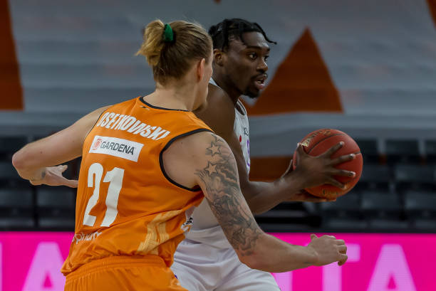 乐部在他们 乐部在他们