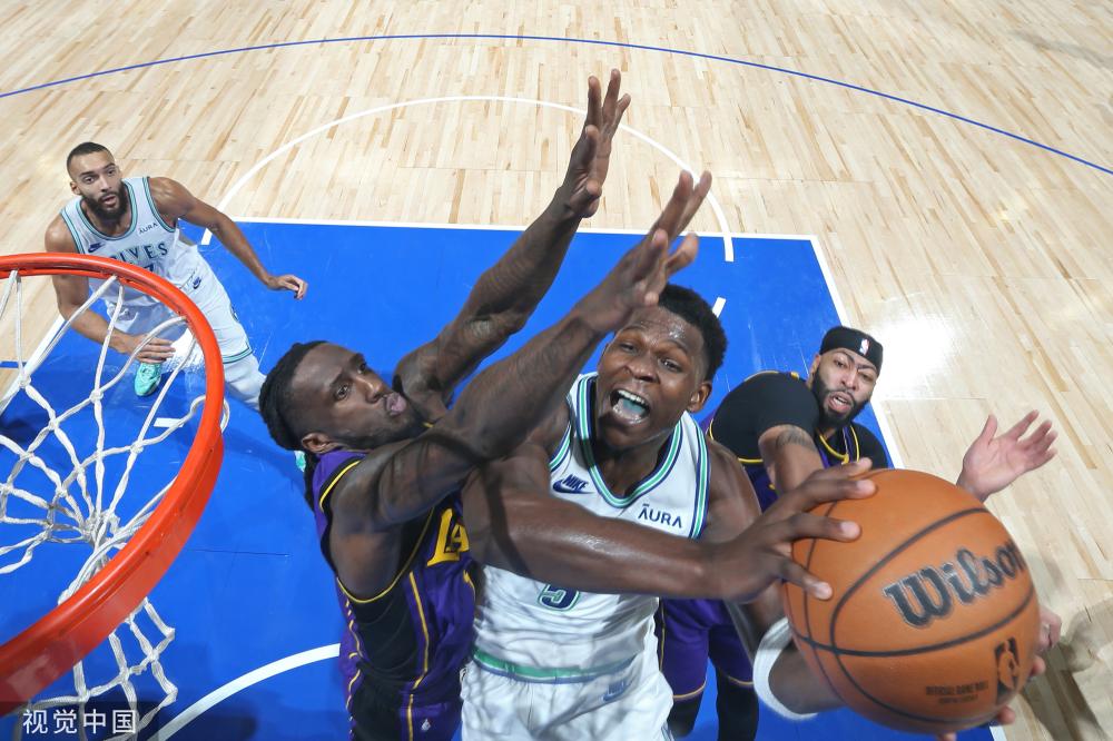 了两人的晋 了两人的晋